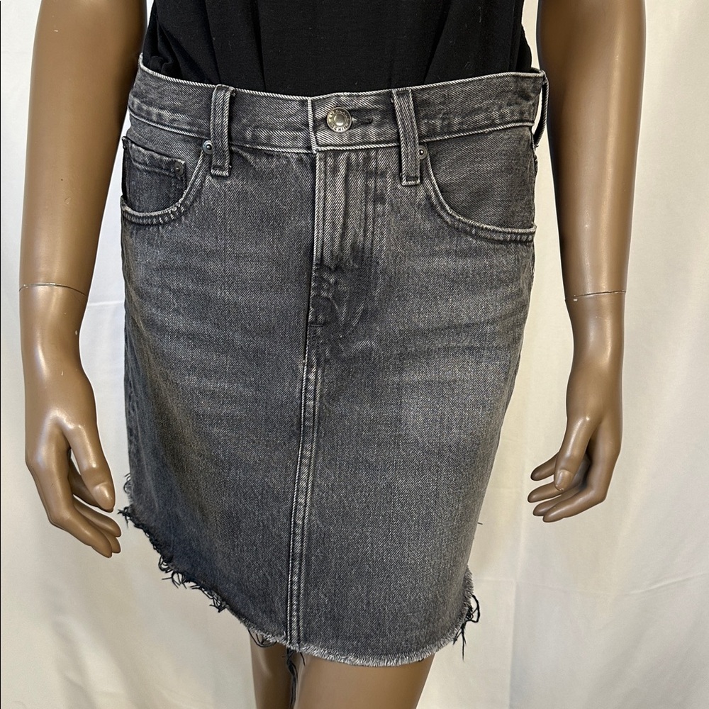 Everlane | The Denim Skirt